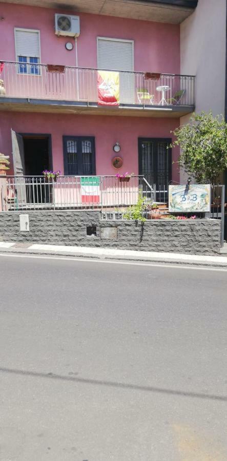 ניקולוסי B & B Amici Dell'Etna מראה חיצוני תמונה
